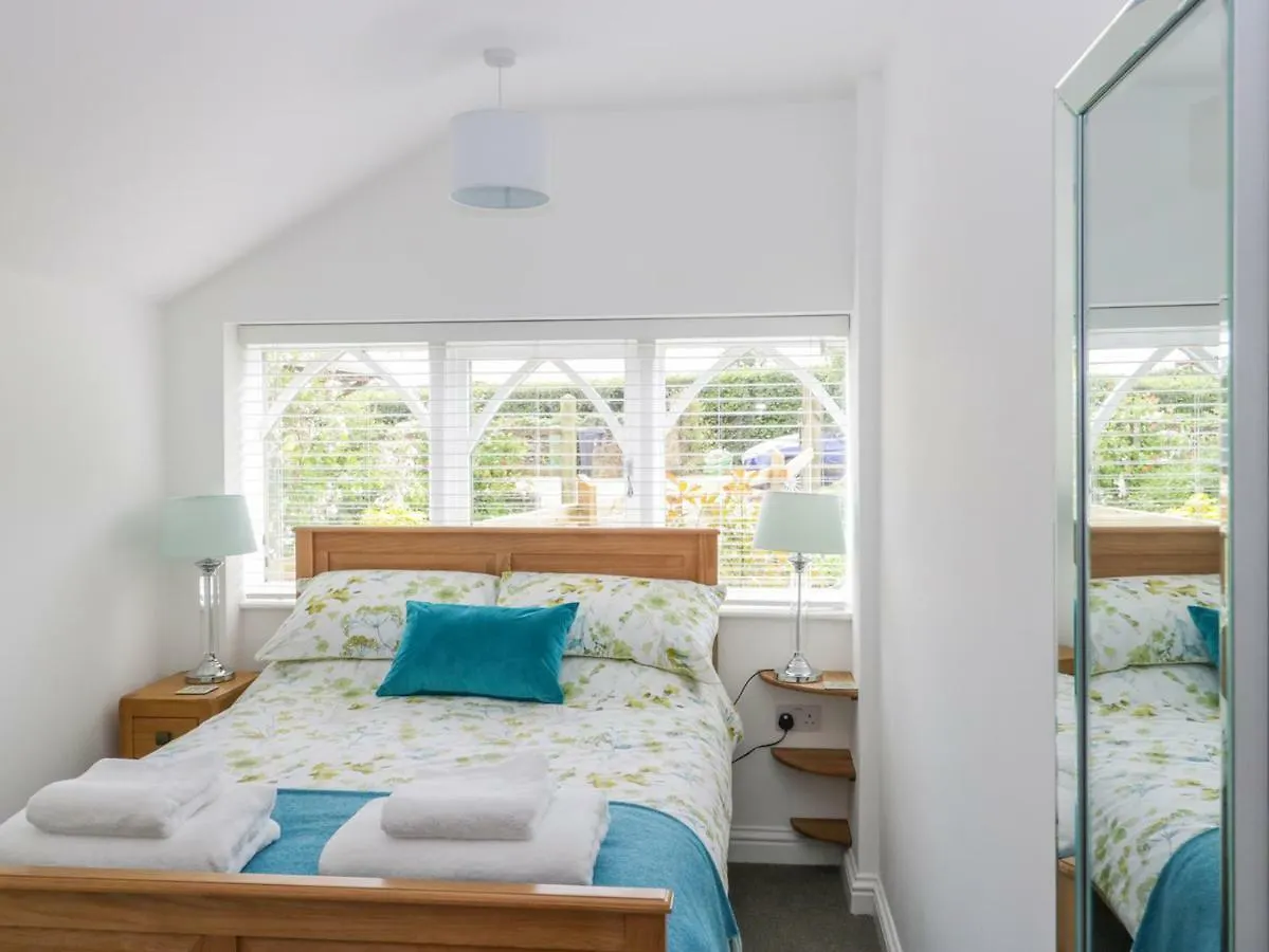 Villa Boundary Barn Bristol